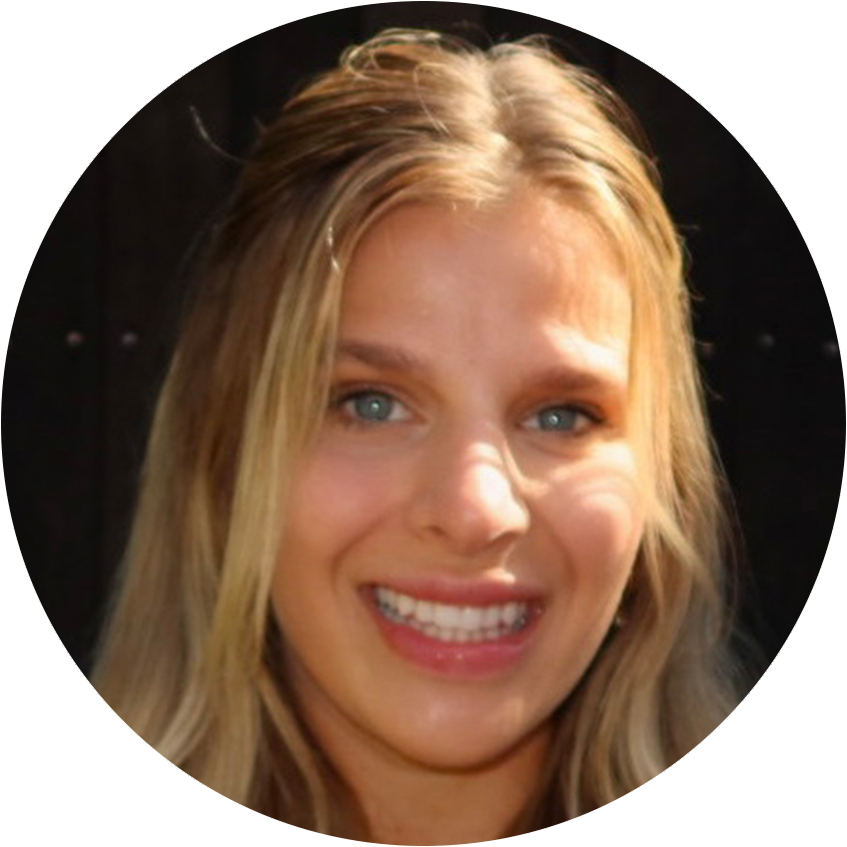 Emily-Circle-Headshot